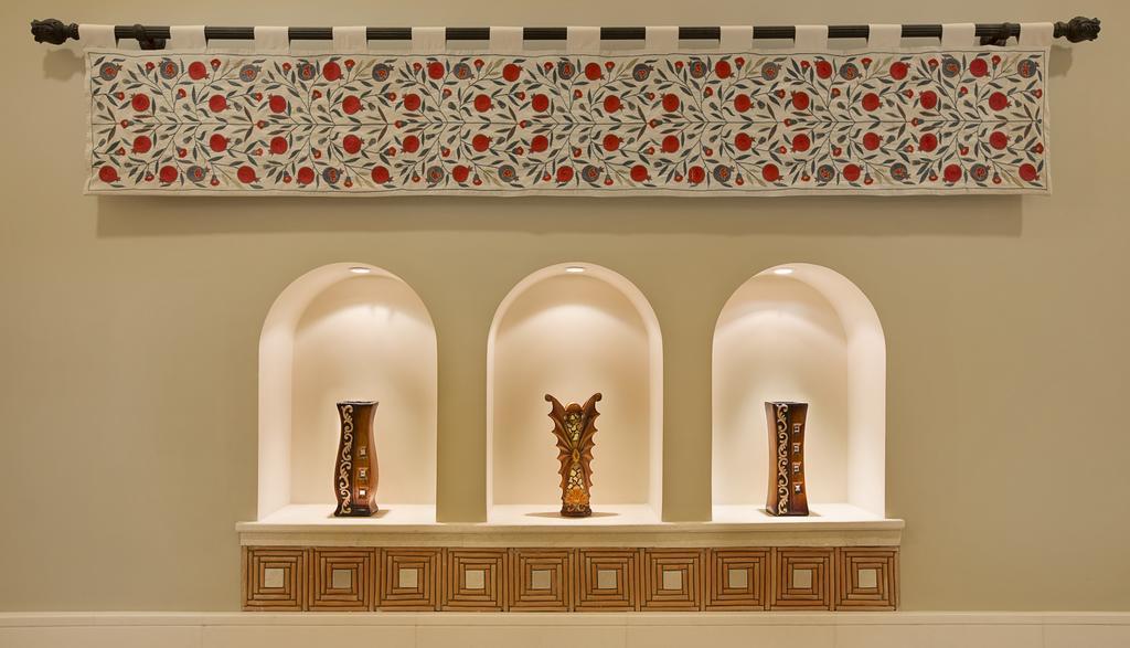 מכה Anjum Makkah Hotel מראה חיצוני תמונה A traditional design of a fireplace